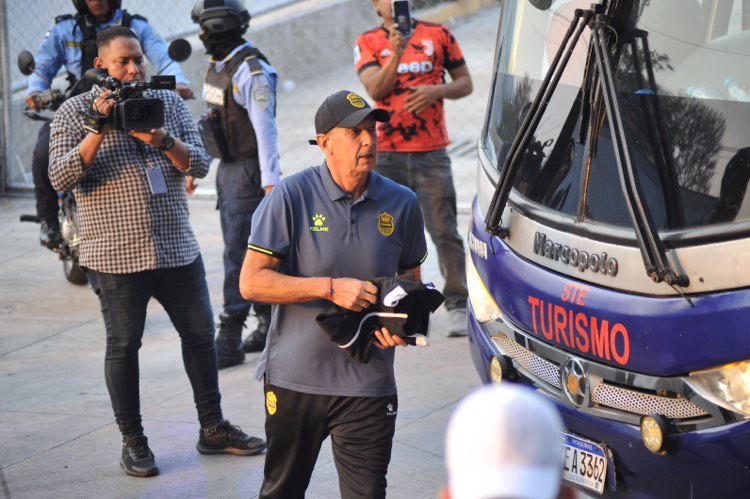 El estratega uruguayo Miguel Falero del Real España.