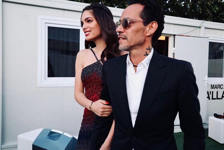 Nadia está comprometida en matrimonio con Marc Anthony.