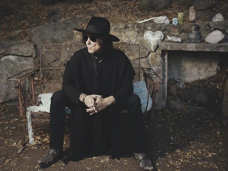 Bunbury recuerda como “traumático” su abandono de los escenarios