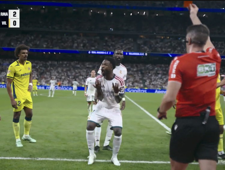 Brutal enfado de Vinicius, insólita expulsión con Real Madrid y Mou se volvió loco