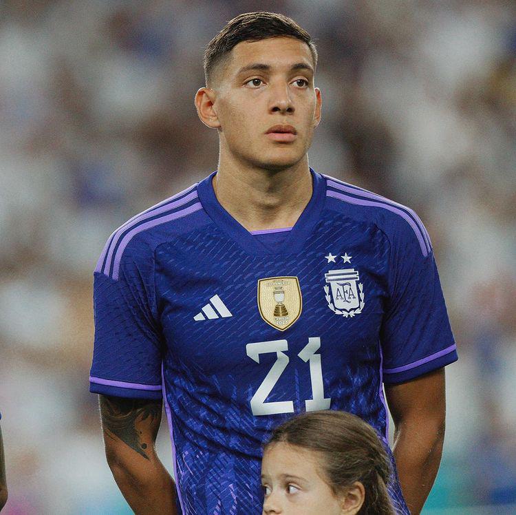 Sorpresas y cambios: Argentina anuncia los dorsales de los futbolistas para el Mundial