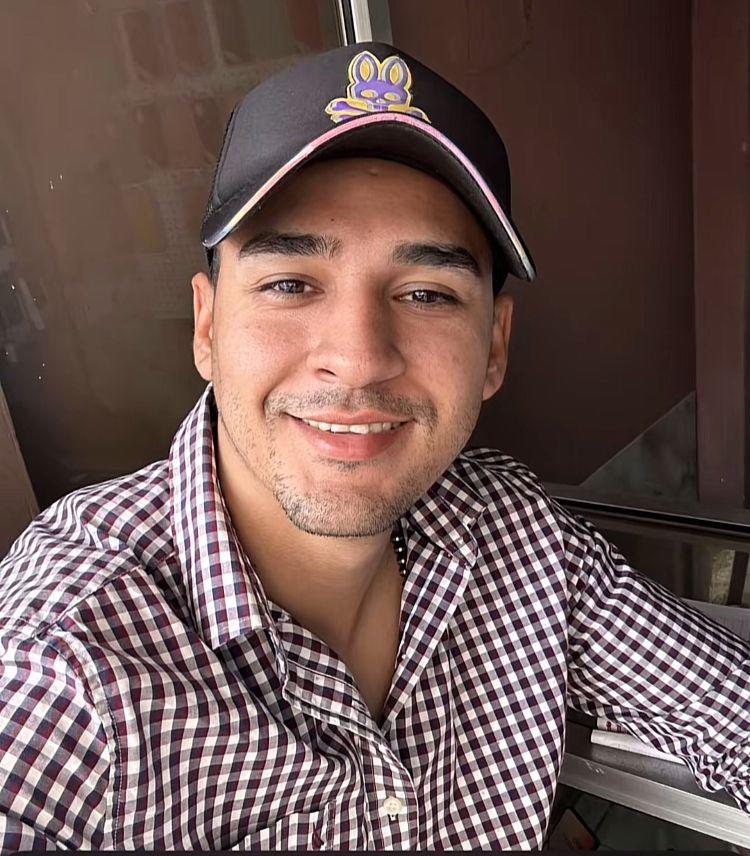 Así acribillaron al expolicía que era tiktoker y vendía celulares en La Ceiba