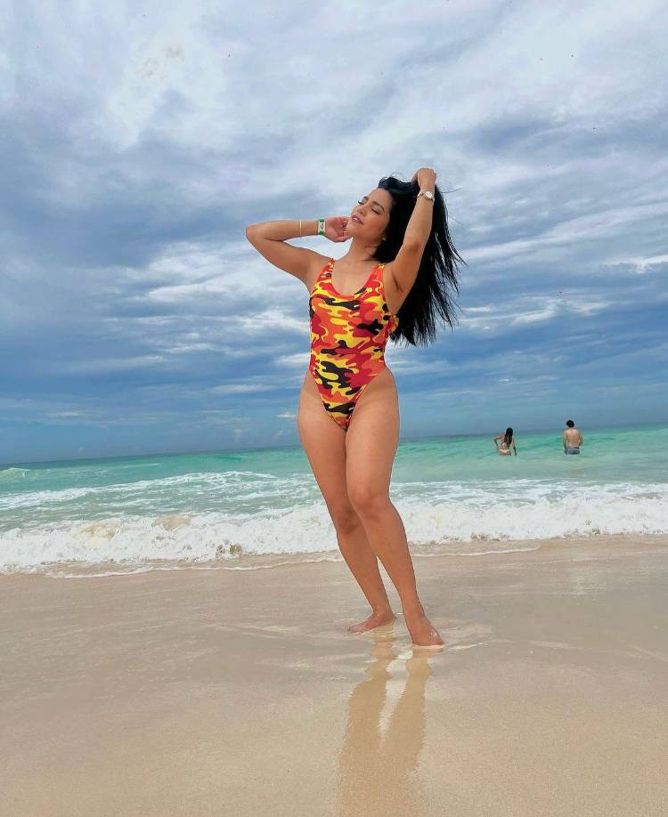 ¿Pero a qué lugar del Caribe se fue de vacaciones la guapa y talentosa presentadora? 