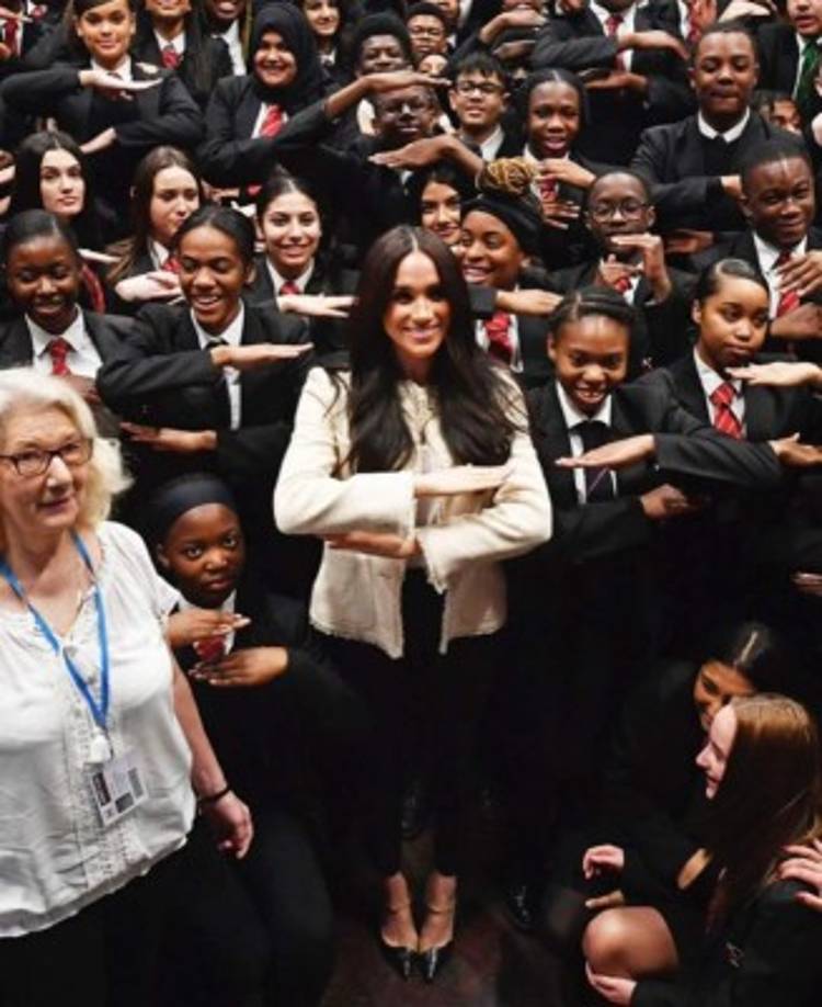 La visita es uno de sus últimos compromisos en solitario como miembro de la familia real antes de que ella y el príncipe Harry abandonen sus deberes oficiales.