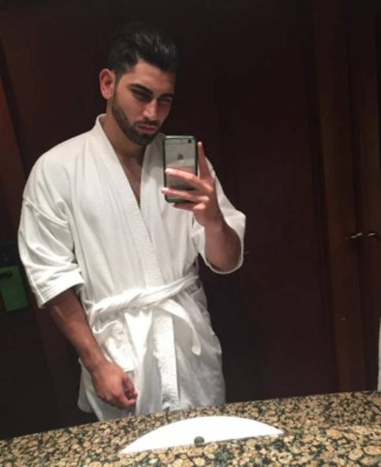 Tras la final de Men Universe en República Dominicana, Zamir voló a la Ciudad de México donde estará unos días para hacer promoción.<br/><br/><br/>