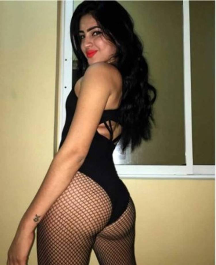 La infartante Roxanna Somoza es aficionada del Olimpia.