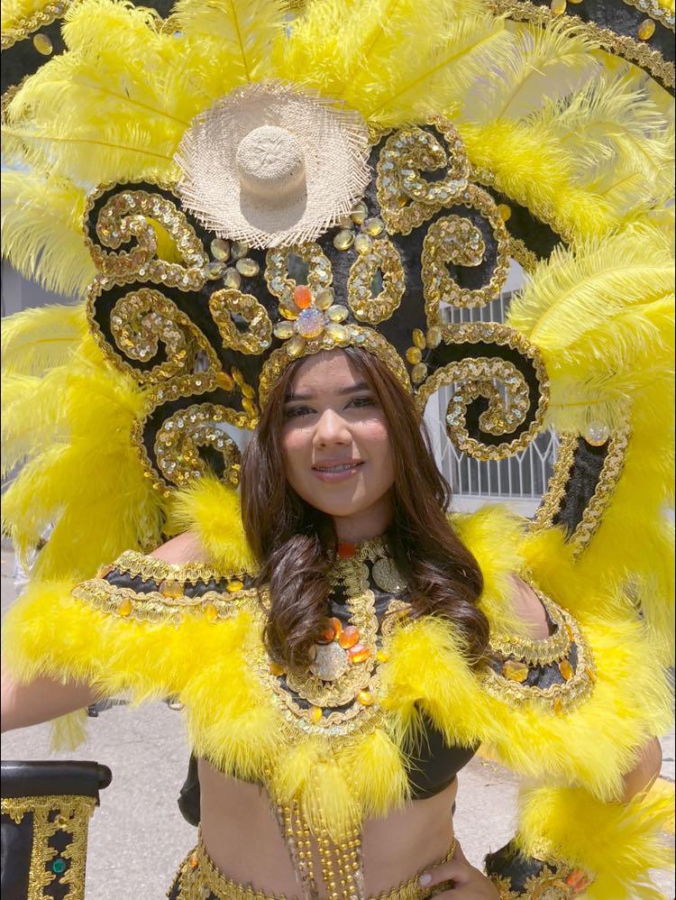 Santa Bárbara no se cansa de regalarnos mujeres bellas