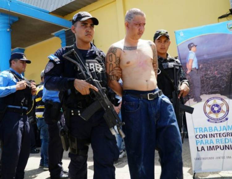 Policía investiga suplantación de nombre de líder de pandilla capturado en San Pedro Sula.
