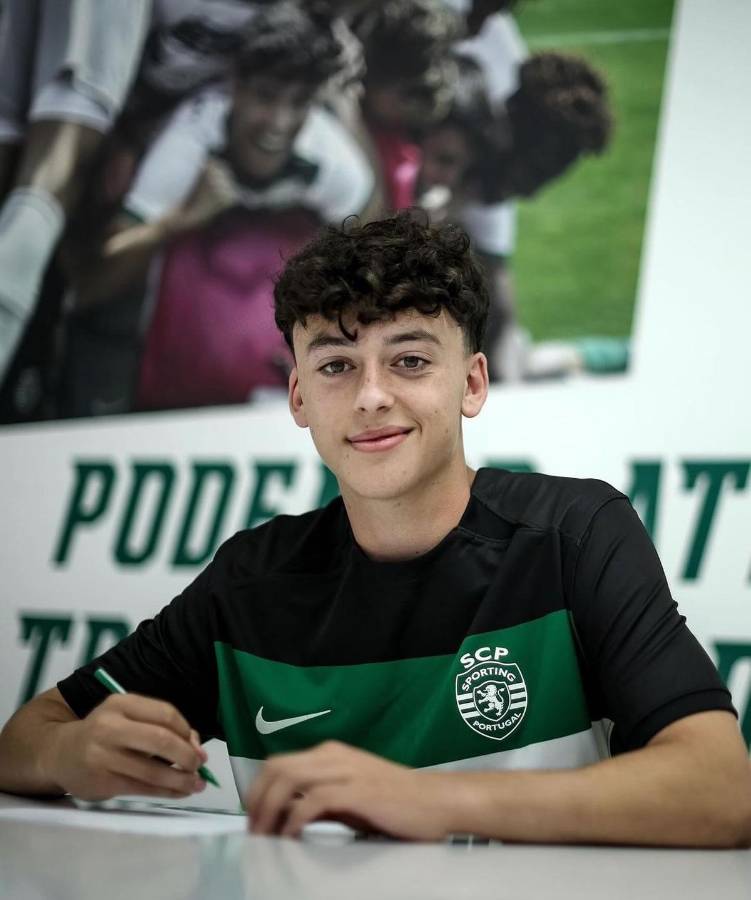 Paulo Iago ya firmó su contrato con el Sporting de Lisboa.