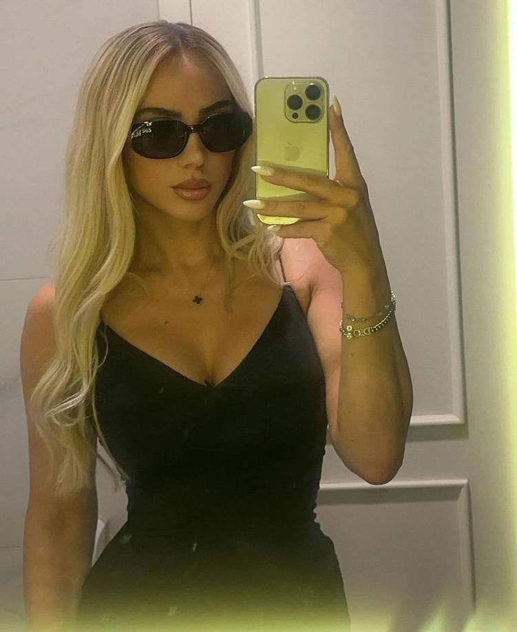 Así luce Blerta Dajaku, la madre de Leon Dajaku, el delantero alemán del Hajduk Split de Croacia.