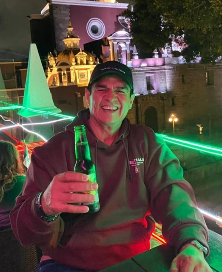 Arturo Trejo Vargas es un creador de contenido, de origen mexicano, que comparte sus eventos cotidianos en redes sociales.