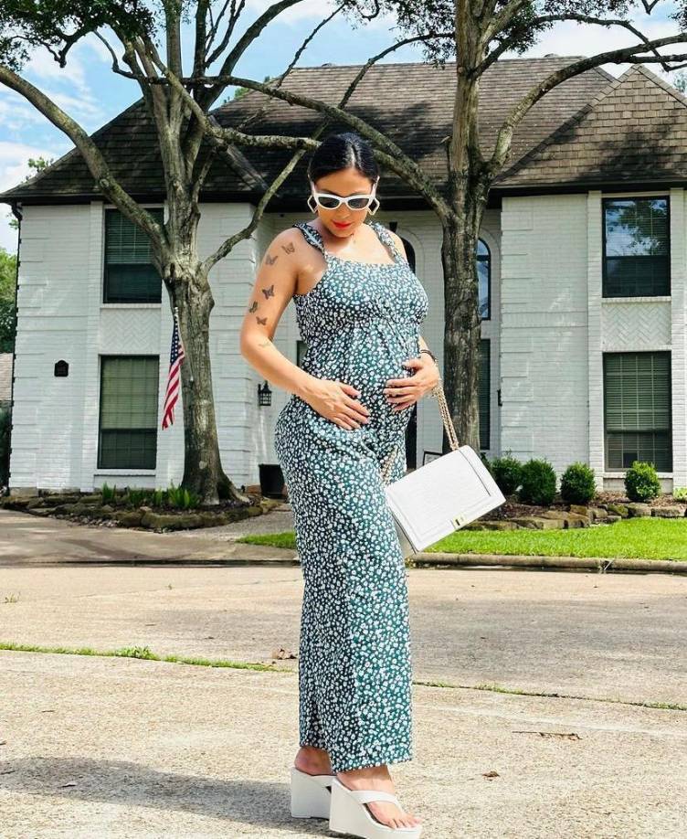 Y la forma en la que afronta el convertirse en madre por primera vez. 