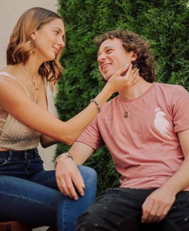  ‘Ari’ vive con su novio en la Ciudad de México.