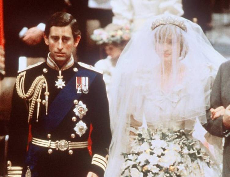 Carlos y Diana: 40 años de la boda de cuento de hadas que terminó en tragedia