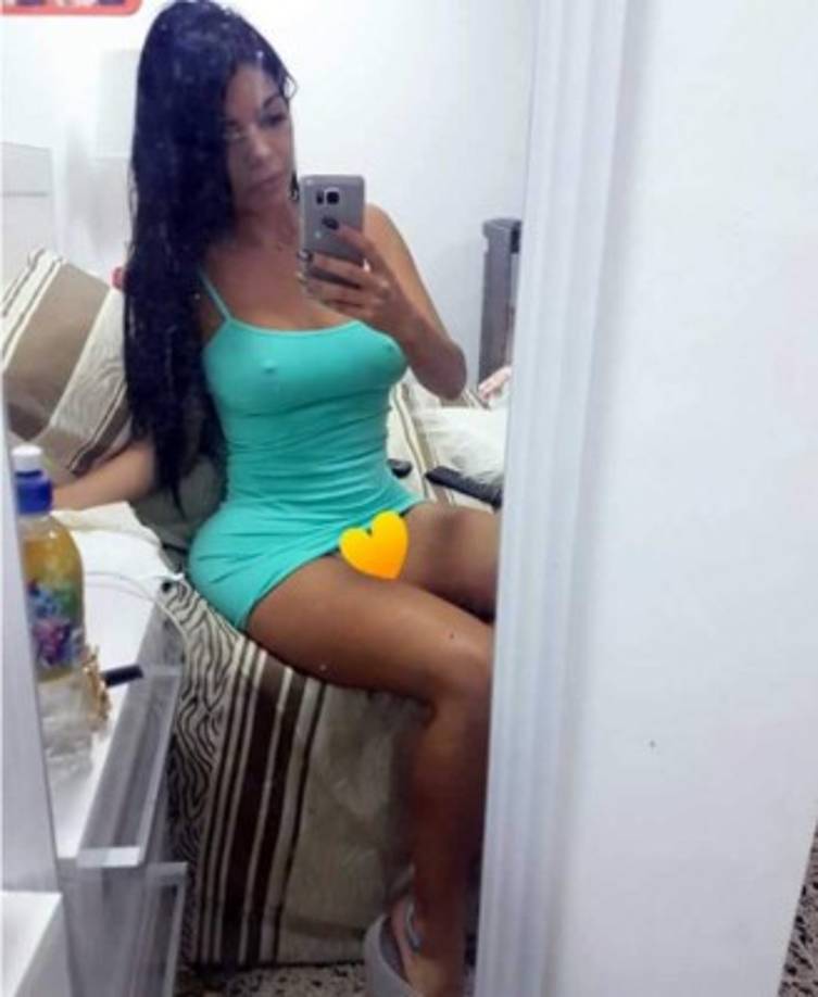 Karina Porras tiene más de 50 mil seguidores en Instagram, donde la pueden encontrar como @karinaporrasoficial