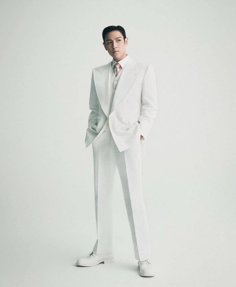 Aunque su inclusión generó polémica entre el público, Hwang argumentó en el <i>Maeil Business Newspaper</i> que Choi había purgado su condena, superado la etapa más difícil y demostrado un compromiso excepcional durante el proceso de casting, enviando grabaciones de sus interpretaciones para asegurarse el papel.