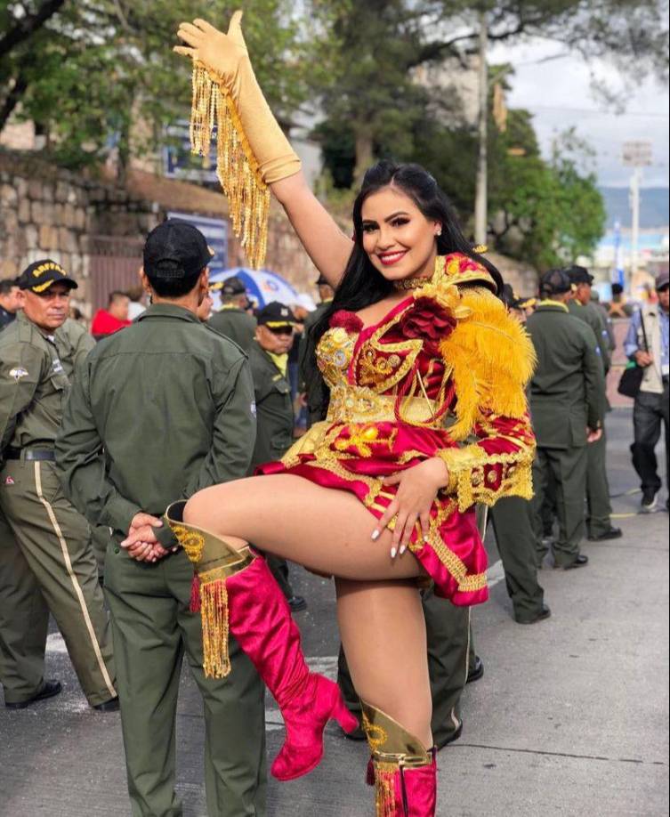 Lo cierto es que ambas lucen muy bien. 