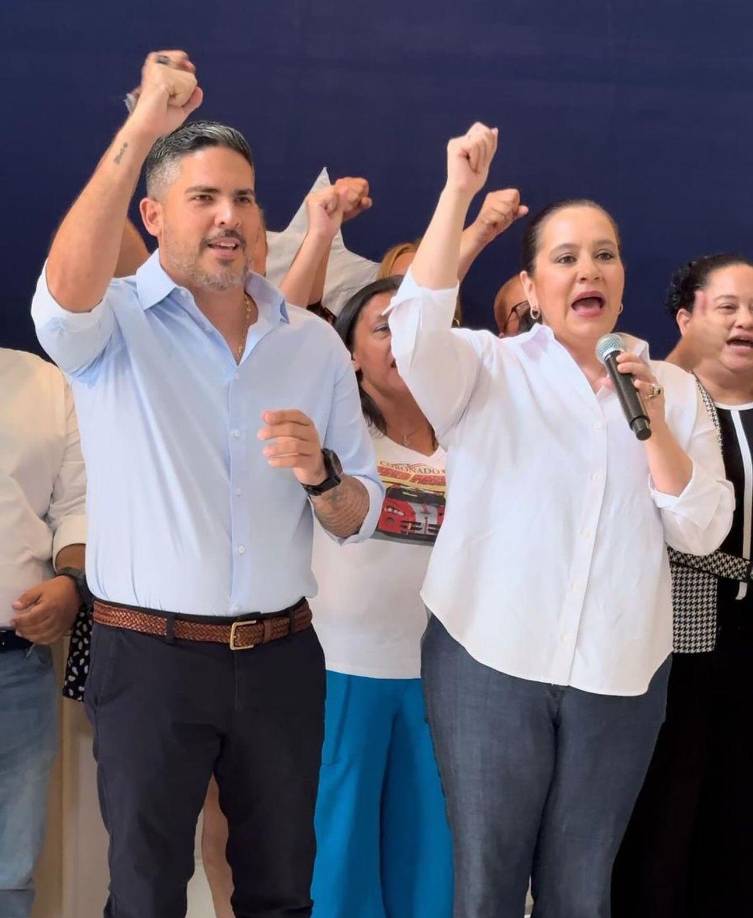 ”Ana que no te distraigan de los temas principales que es tu mensaje de campaña, esas críticas son distractores”, mencionó Ana que le compartió JOH.