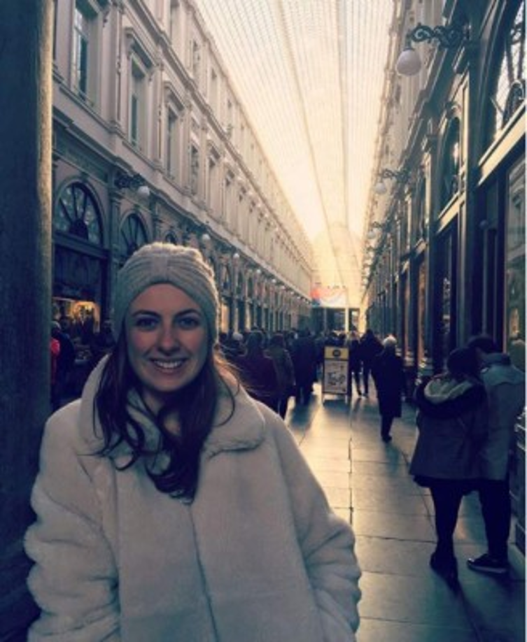 Tras varios talleres, Lucy tuvo la oportunidad de comenzar a capacitarse para convertirse en una presentadora del clima.