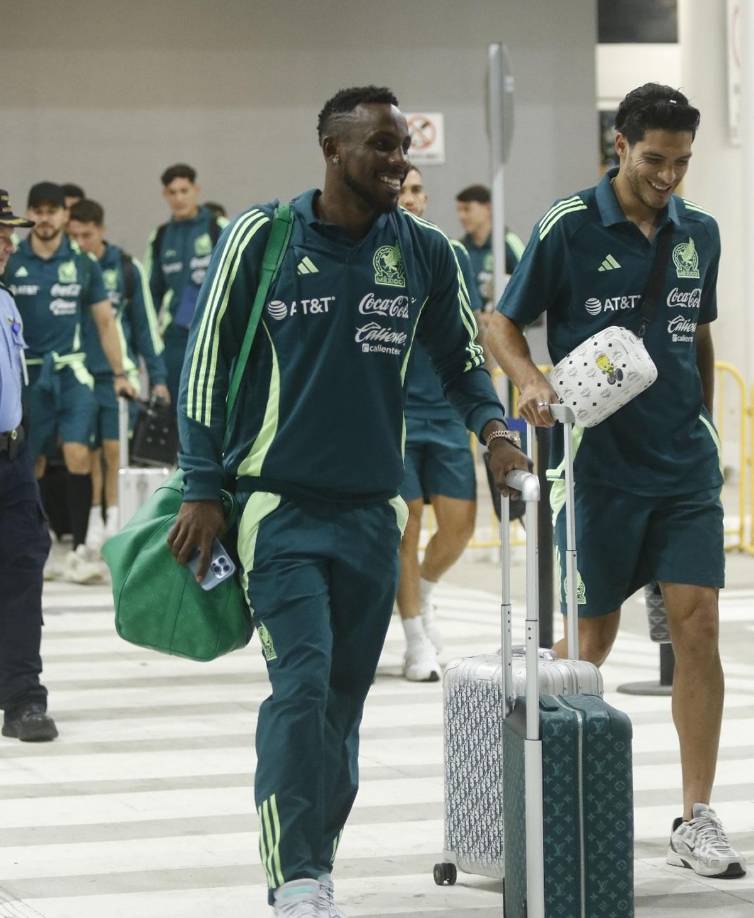 Julián Quiñones, colombiano naturalizado mexicano, es una de las armas en ataque con las que cuenta Javier Aguirre.