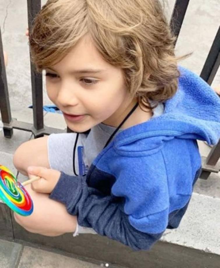 Con esta imagen Thalía celebró los ocho años de su hijo el pasado 25 de junio. ¡Feliz cumpleaños amor de mi vida!, escribió la mexicana.