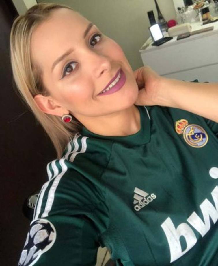 Tanya Rodríguez es una de las bellas periodistas de LA PRENSA Televisión y espere el triunfo del Real Madrid ante Barcelona. Su pronóstico es de 2-1 a favor del club merengue.