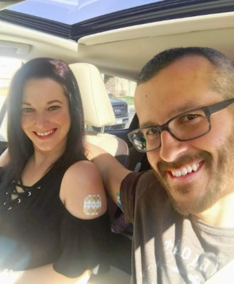 El aberrante crimen salió a la luz pública el pasado martes, luego de que Chris, de 33 años, apareciera en los medios de comunicación denunciando la desaparición de su esposa y sus dos hijas, Bella (4) y Celeste (3).