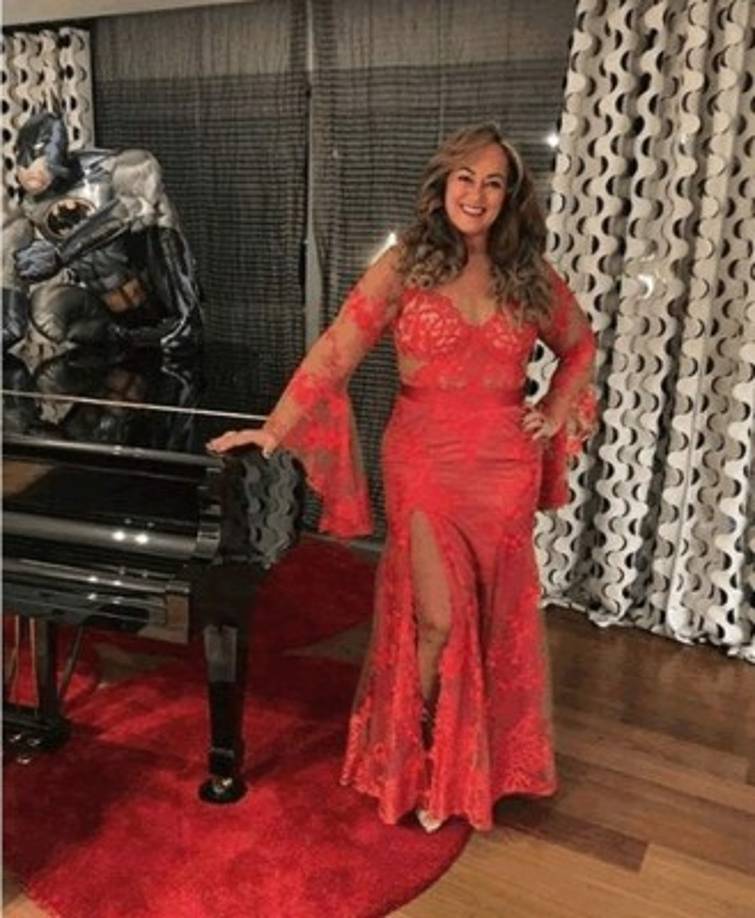 La madre de Neymar estuvo presente.