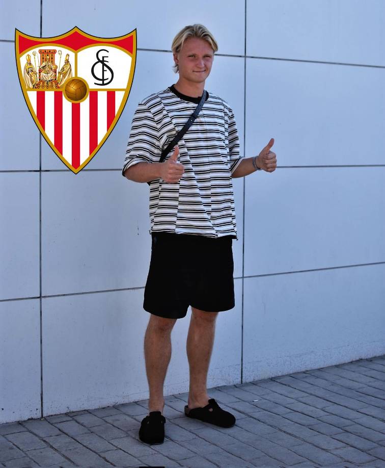El delantero danés Kasper Dolberg llegó a la capital de Andalucía para unirse al Sevilla Fútbol Club. El ganés tratará de ayudar al ataque hispalense, el cual necesita de goles tras un pobre arranque liguero. Su fichaje se hará oficial en las próximas horas.