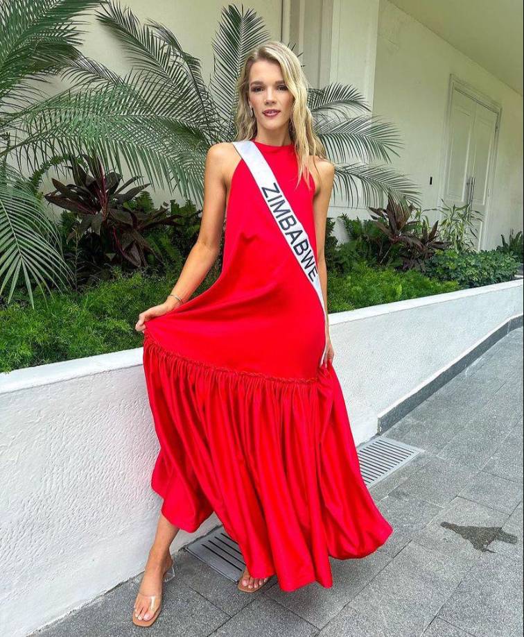 Brooke Bruk, Miss Zimbawe.