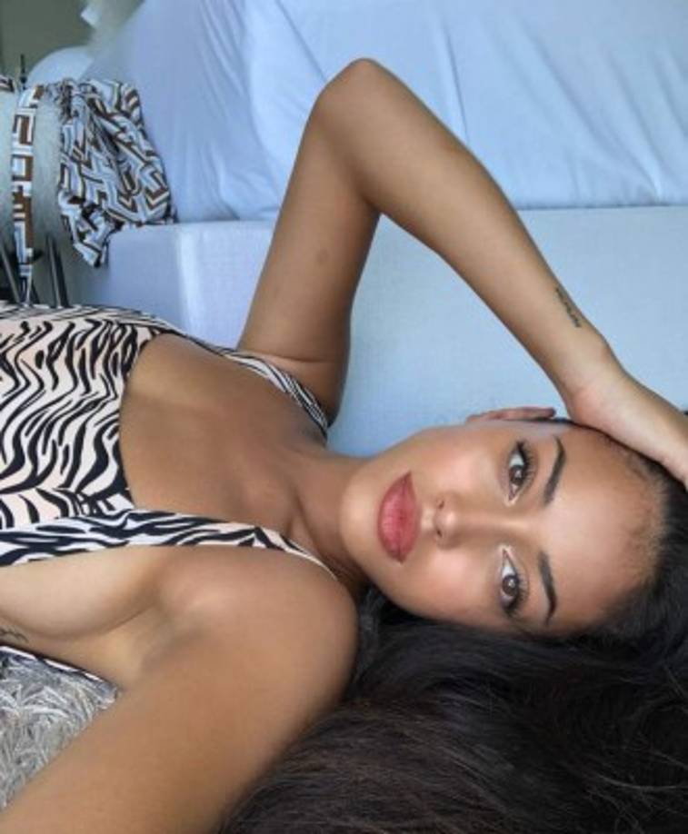 Elogiando a Bieber por cambiar su vida, Cindy dijo en ese momento: 'Cuando vi que Justin estaba preguntando por mí, me emocioné mucho porque he sido fan de él durante más de seis años', dijo la modelo poco después de llamar la atención de los medios gracias a la publicación del cantante.