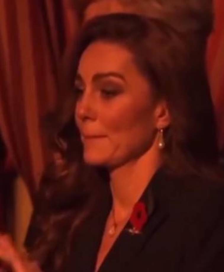 La princesa se mostró visiblemente emocionada durante su asistencia al evento.