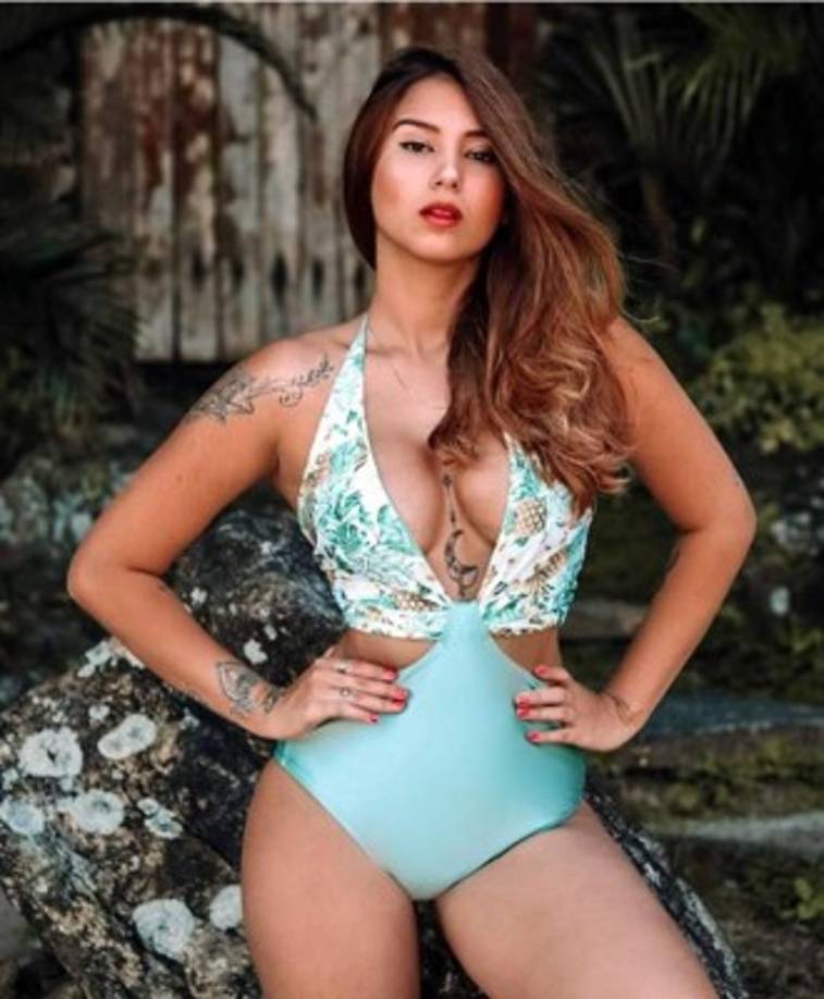 Mari Tavares es modelo profesional y muy conocida en Brasil.