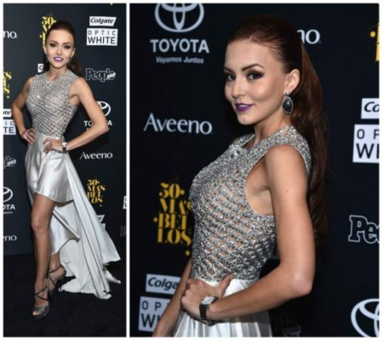 Con un diseño metalizado, la sexy actriz impresionó en en la fiesta de Los 50 más Bellos de People en Español 2016 realizada en la ciudad de Nueva York, Estados Unidos.