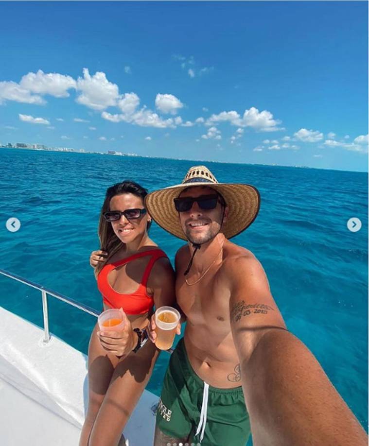 Lucas Campana - El delantero argentino del Motagua, antes de empezar la pretemporada, la pasó a lo grande con su novia Ely en Cancún, México.