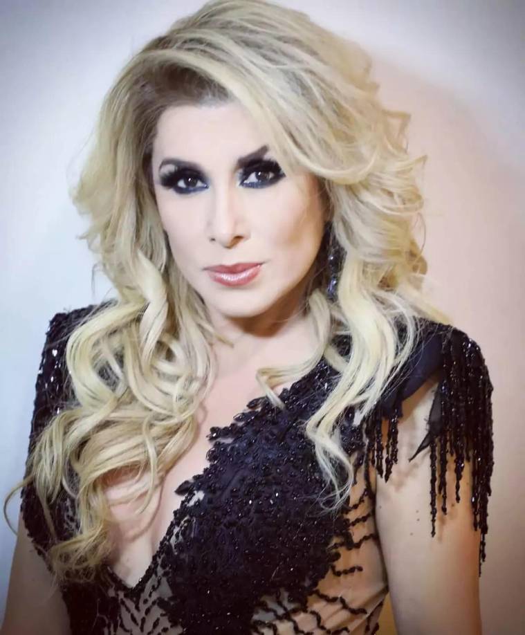 Uno de los puntos claves en su carrera se dio en 1978 cuando tuvo la oportunidad de viajar a España para competir y ganar los títulos Mejor canción y Mejor intérprete en el Festival de Mallorca, en donde interpretó el tema “Señor amor”, del fallecido cantautor Armando Manzanero, con quien compartiría escenario en un concierto especial junto a otras artistas en Auditorio Nacional en el 2009.