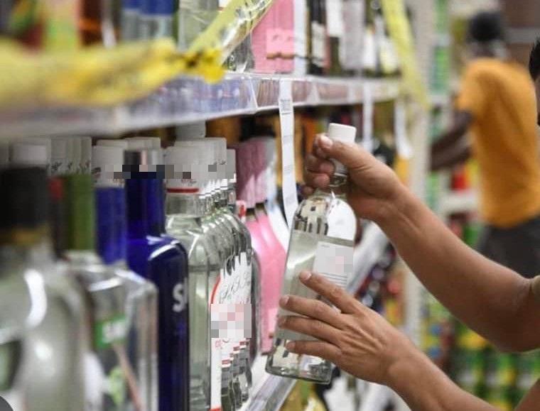 Municipio de Honduras prohíbe venta y distribución de alcohol