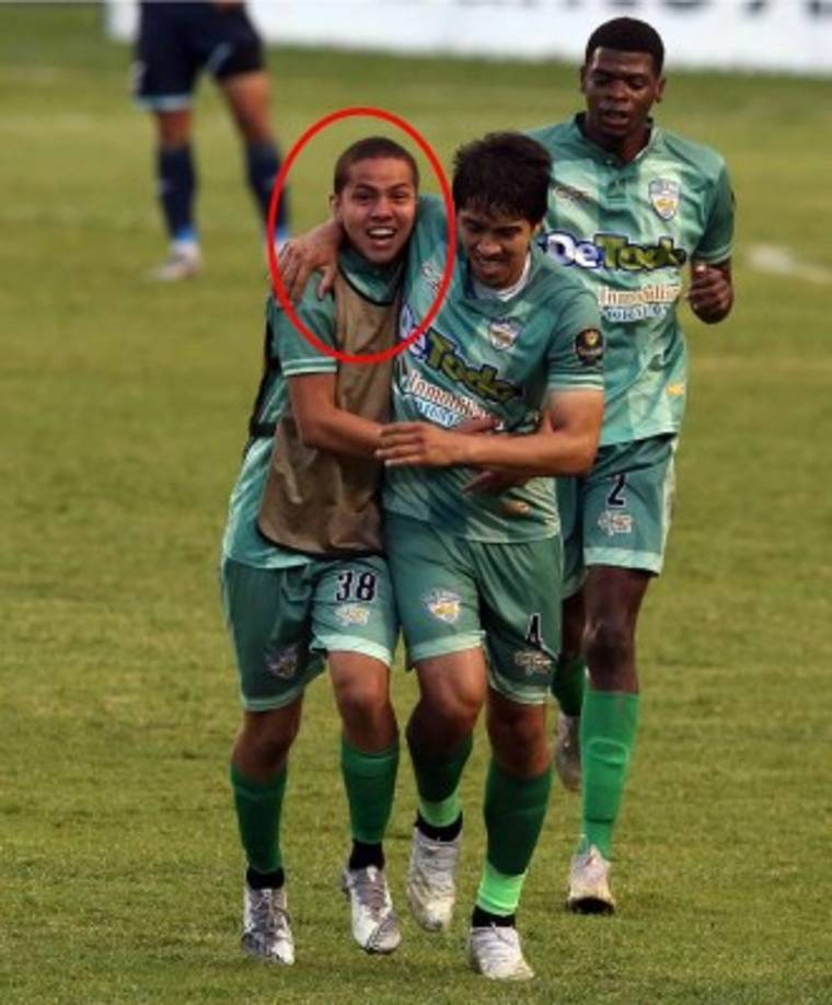 El joven mediocampista Rodrigo Rodríguez, de 17 años, podría abandonar al descendido Real de Minas y al parecer seguiría su carrera en un equipo de la capital de Honduras, según Diario Diez. Es una de las perlas del equipo minero.