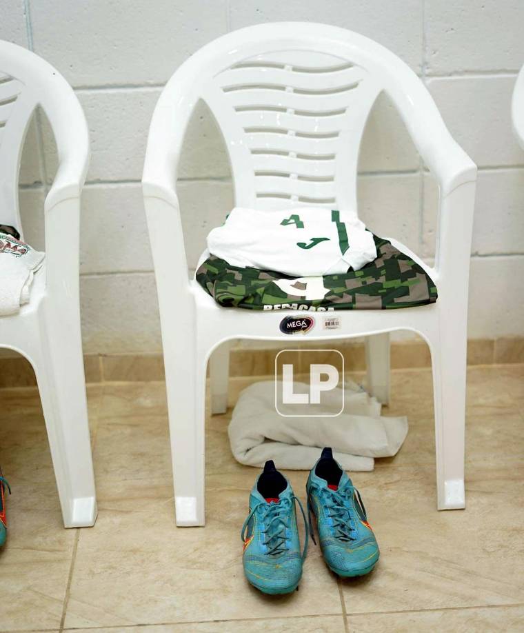 La indumentaria de Francisco Martínez para su debut con el Marathón.