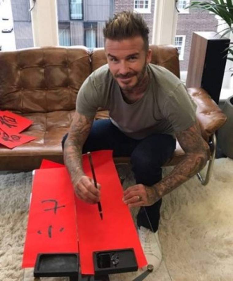 Pasan los años y Beckham luce mejor cada día.