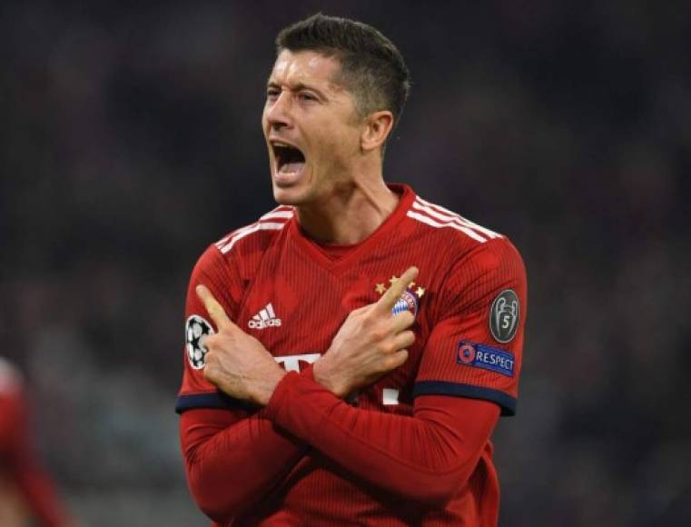 Lewandowski: El delantero polaco le ha pedido fichajes al Bayern Múnich para poder competir en la Champions League. En una entrevista con Bild, ha reclamado, como mínimo, tres incorporaciones más para el conjunto bávaro.<br/>