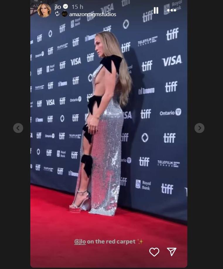 Jennifer López en el ejemplo claro de “Al mal tiempo, buena cara”. 