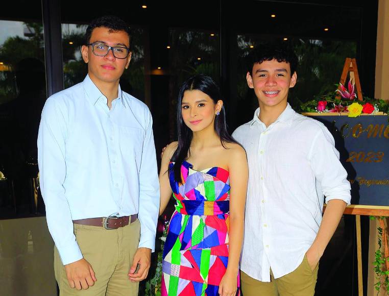 Carlos Altamirano, Andrea Herrera y Hugo Maltez