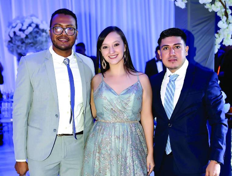 Imer Cabrera, Laura Majano y Lenín Castro