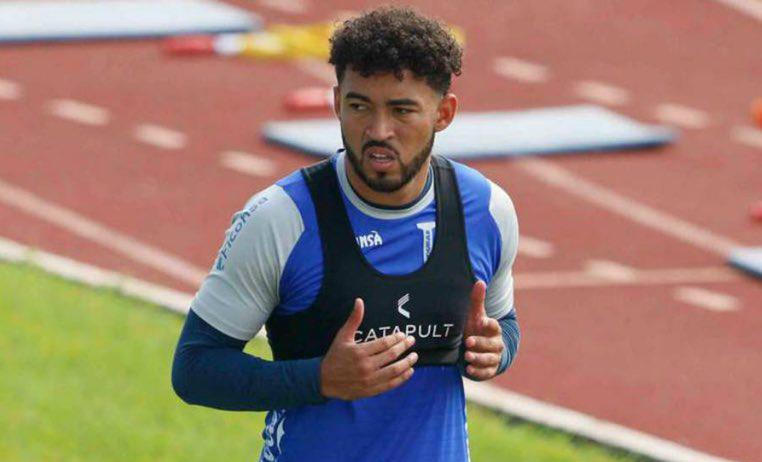 Hondureño Danilo Acosta cambia de equipo en el exterior