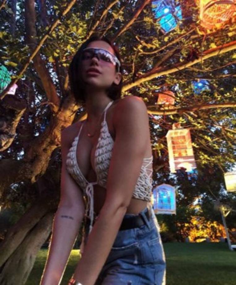 Dua Lipa se ha convertido en un éxito de la música mundial. Alcanzó la fama con canciones como 'Last dance' 'New Rules' y 'Be the one'.