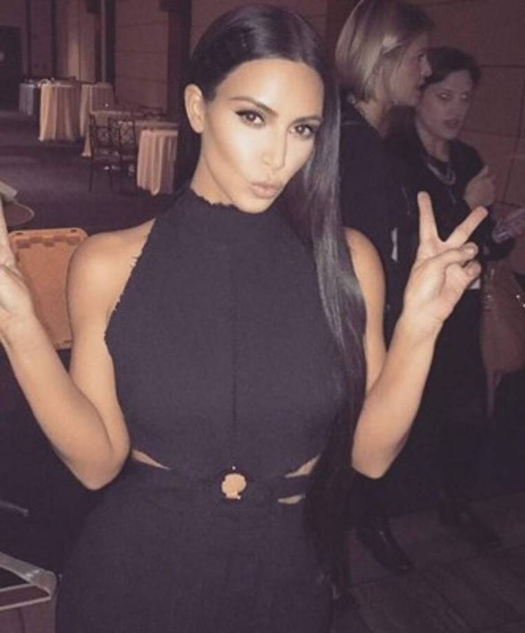 Kim Kardashian, la hemana más conocida del clan, encabeza la lista de ingresos con 51 millones de dólares ganados entre el mes de junio de 2015 y junio de 2016.