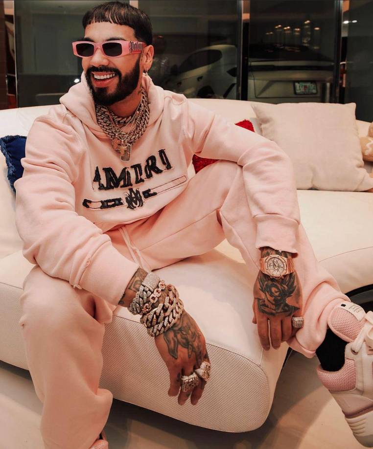 ”Tú no tienes los cojones para tener el corazón que yo tengo hijo de xxxx, tú vas ver lo que te va a pasar donde yo te ve, sea en donde sea, tú vas a ver. Esta vez te va tocar chotiarme al frente del mundo entero lame bixxx”, finalizó.