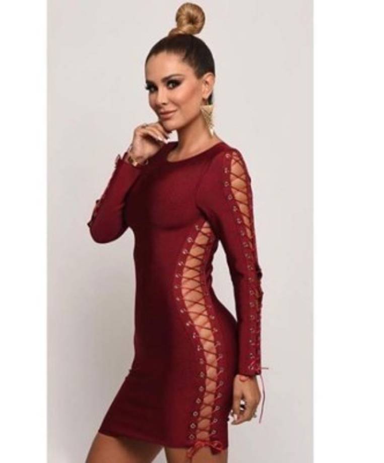 Además de telenovelas, ha participado en algunas obras teatrales como la puesta en escena 'Mujeres frente al espejo', bajo la dirección de Sergio Jiménez. También en programas de televisión como, Al derecho y al Derbez y Lo que callamos las mujeres.<br/><br/>