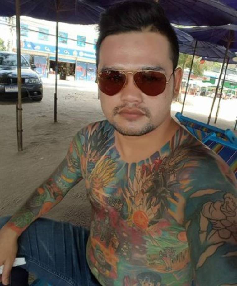 Entre los personajes que el tailandés lleva tatuados están Gokú, Vegeta, Majin Boo, Bulma, Cell, Trunks, Android 18, Krilin, Shenron, Android 16, Freezer, entre otros.
